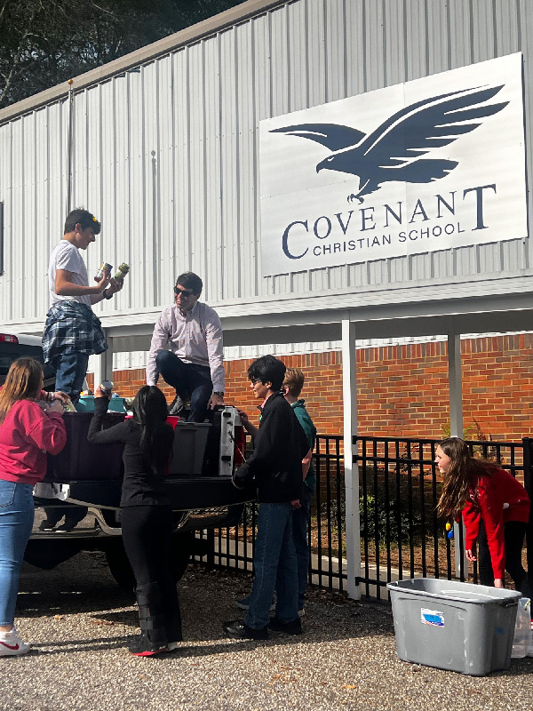 – Covenant Christian School Donates to Feeding the Gulf Coast