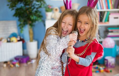 Friendships-&-Conflicts-Supporting-Our-Daughters-in-the-Early-Years