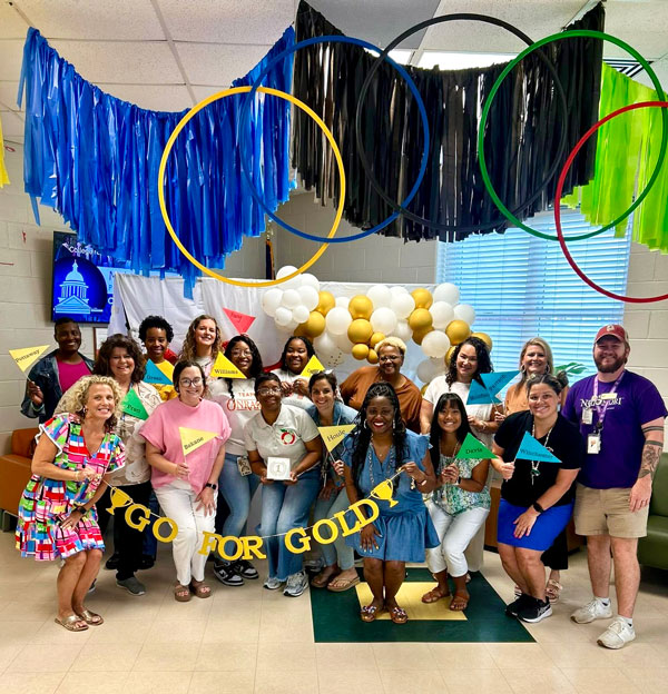 13—E.R.-Dickson-Goes-For-Gold! 13—E.R.-Dickson-Goes-For-Gold!