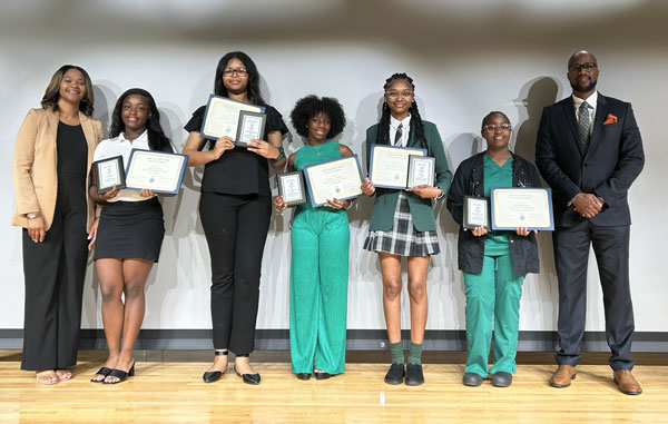17–LeFlore-Honors-AP-Scholars-in-Many-Years 17–LeFlore-Honors-AP-Scholars-in-Many-Years
