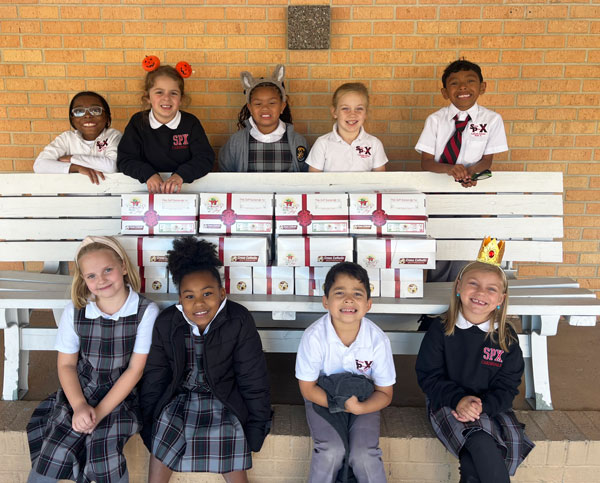 17–Boxes-of-Joy-Project-at-St 17–Boxes-of-Joy-Project-at-St