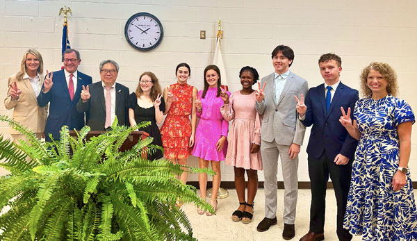 2–Satsuma-High-Student-Leaders-Meet-with-Japanese-Dignitaries 2–Satsuma-High-Student-Leaders-Meet-with-Japanese-Dignitaries