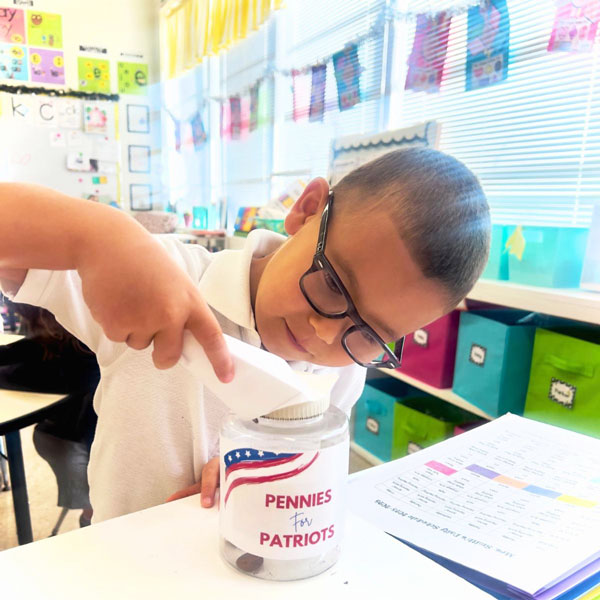 11–St.-Luke’s-Students-Give-Back 11–St.-Luke’s-Students-Give-Back