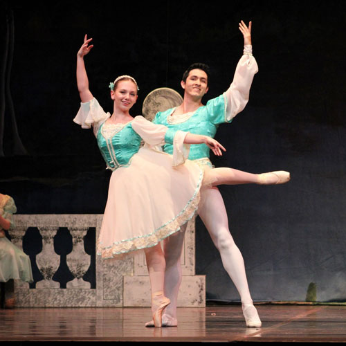 Mobile-Ballet1