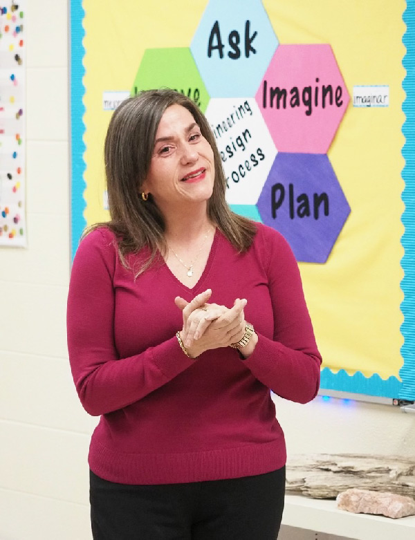 38–MCPSS-teacher-named-finalist-for-Alabama-Teacher-of-the-Year