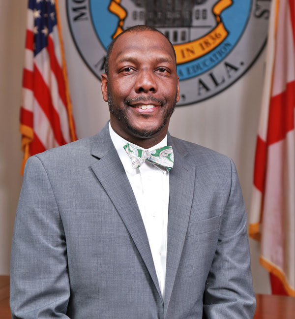 32–MCPSS-Superintendent-Threadgill-Honored-