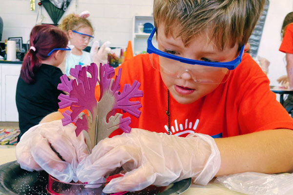 5–St.-Luke's-Hosts-Camp-Invention---Summer-STEM-Camp 5–St.-Luke's-Hosts-Camp-Invention---Summer-STEM-Camp